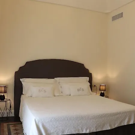Oda ve Kahvaltı San Carlo 5*