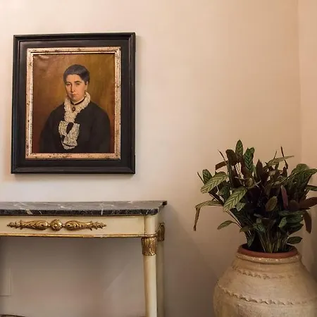 Oda ve Kahvaltı San Carlo