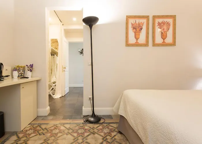 Oda ve Kahvaltı San Carlo Noto