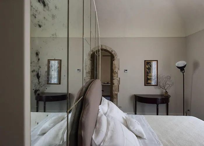 San Carlo Oda ve Kahvaltı 4*